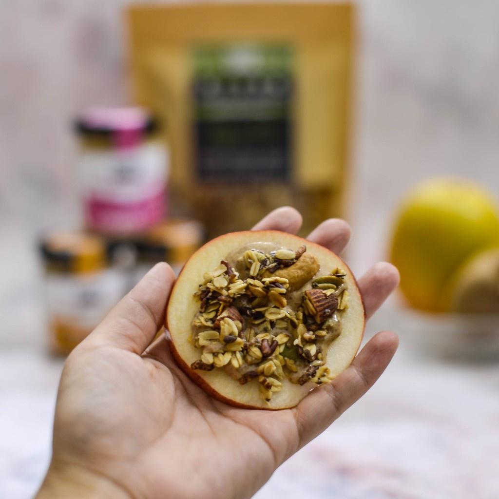 Ngũ Cốc Ăn Sáng/Ăn Kiêng Không Đường Vị 8 Loại Hạt Trái 40g - Granola Sugar Free
