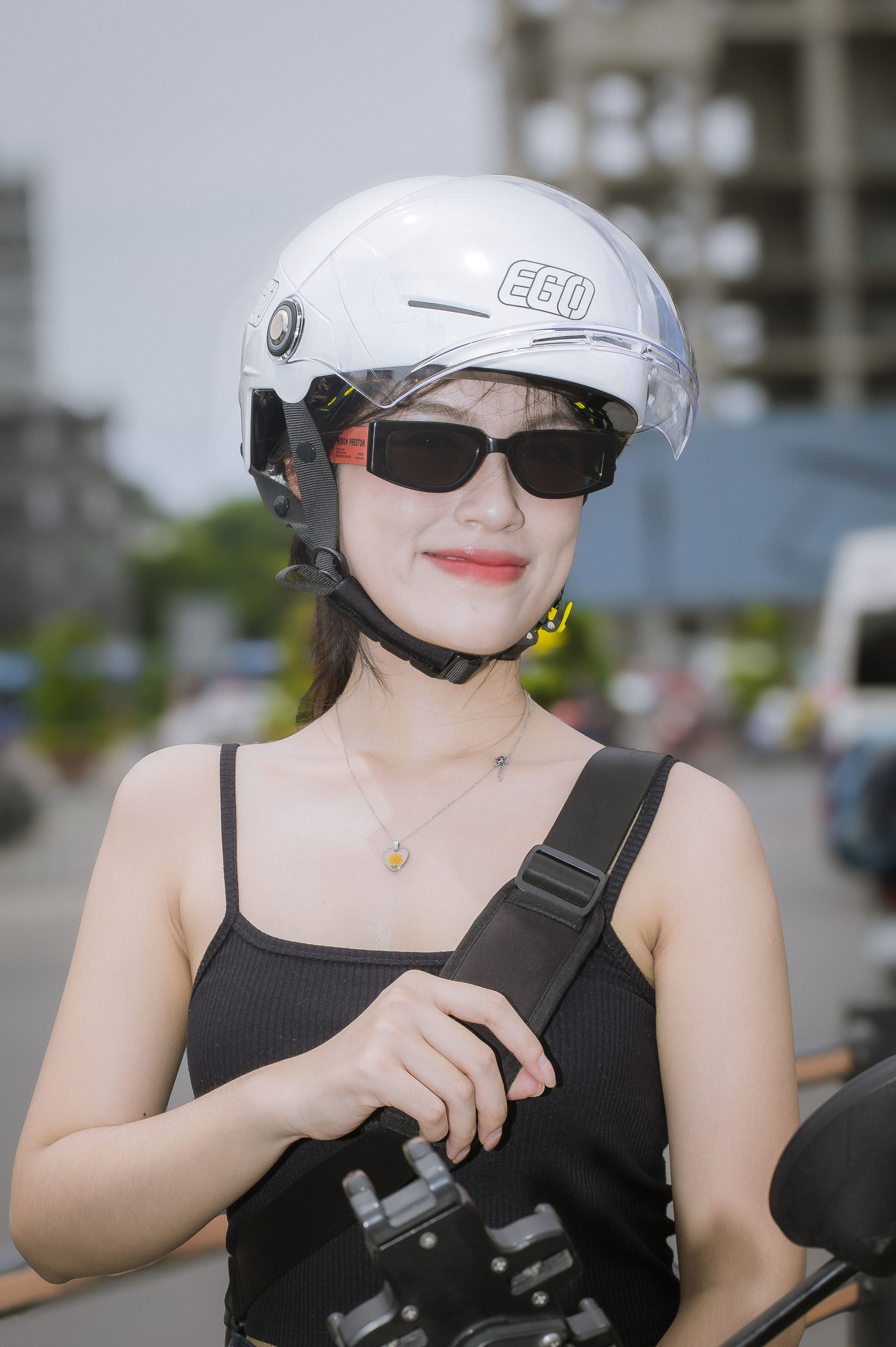 Mũ Bảo Hiểm Nửa Đầu EGO E-23 Không Kính Nhẹ Nhỏ Gọn Núm Vặn Tăng Giảm Size