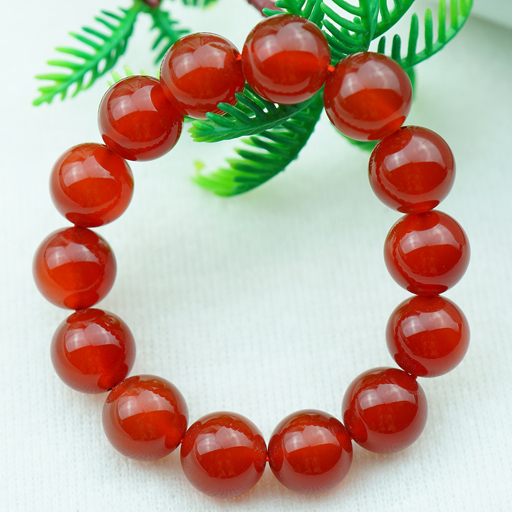 Vòng tay mã não đỏ tự nhiên 14 mm