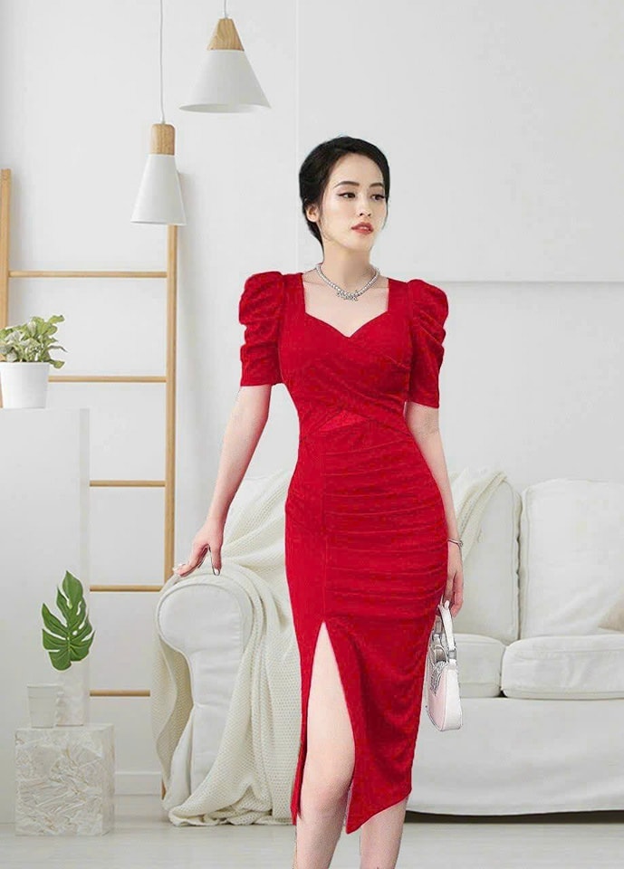 Đầm body xếp ly xẻ tà tay phồng