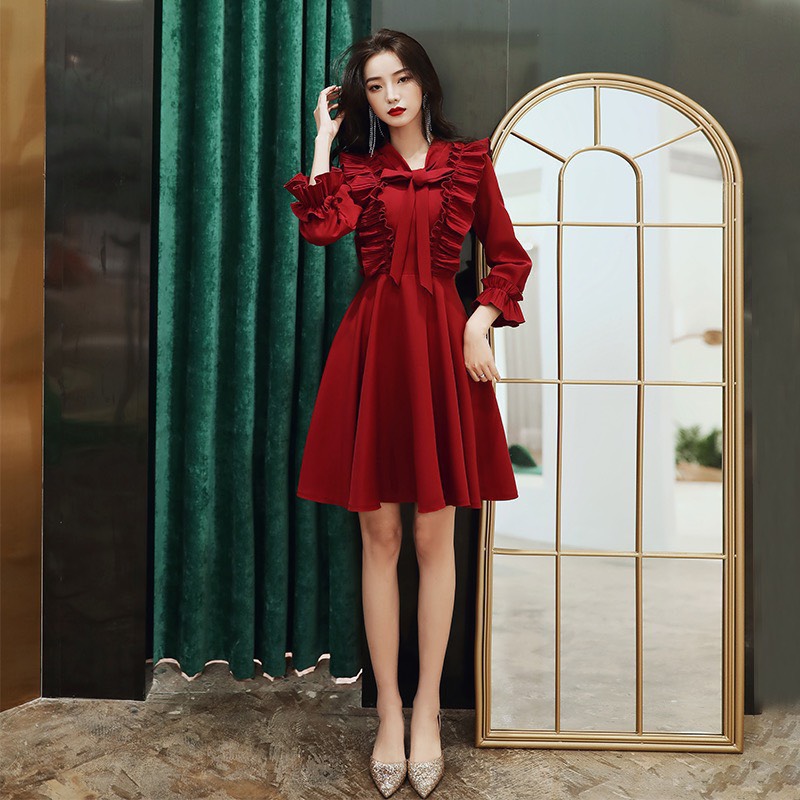 Set váy áo màu đỏ Couple Tina mới nhất nổi bật
