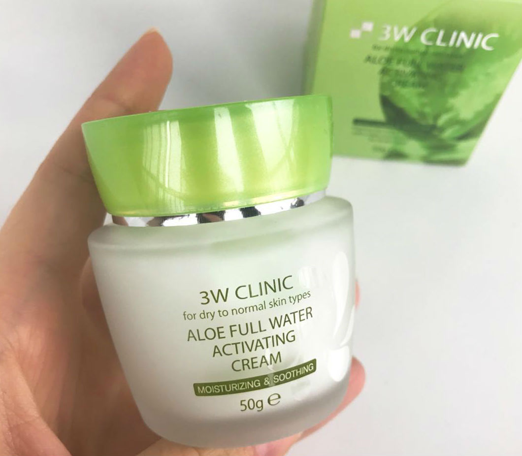 Kem Dưỡng Da Mặt 3W CLINIC ALOE FULL WATER ACTIVATING CREAM