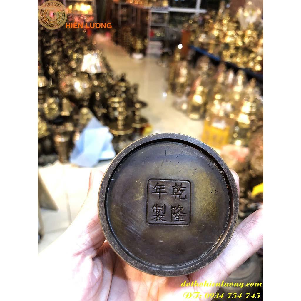 Ống Đựng Bút Bằng Đồng Phong Thủy Màu Vàng Cỡ Nhỏ