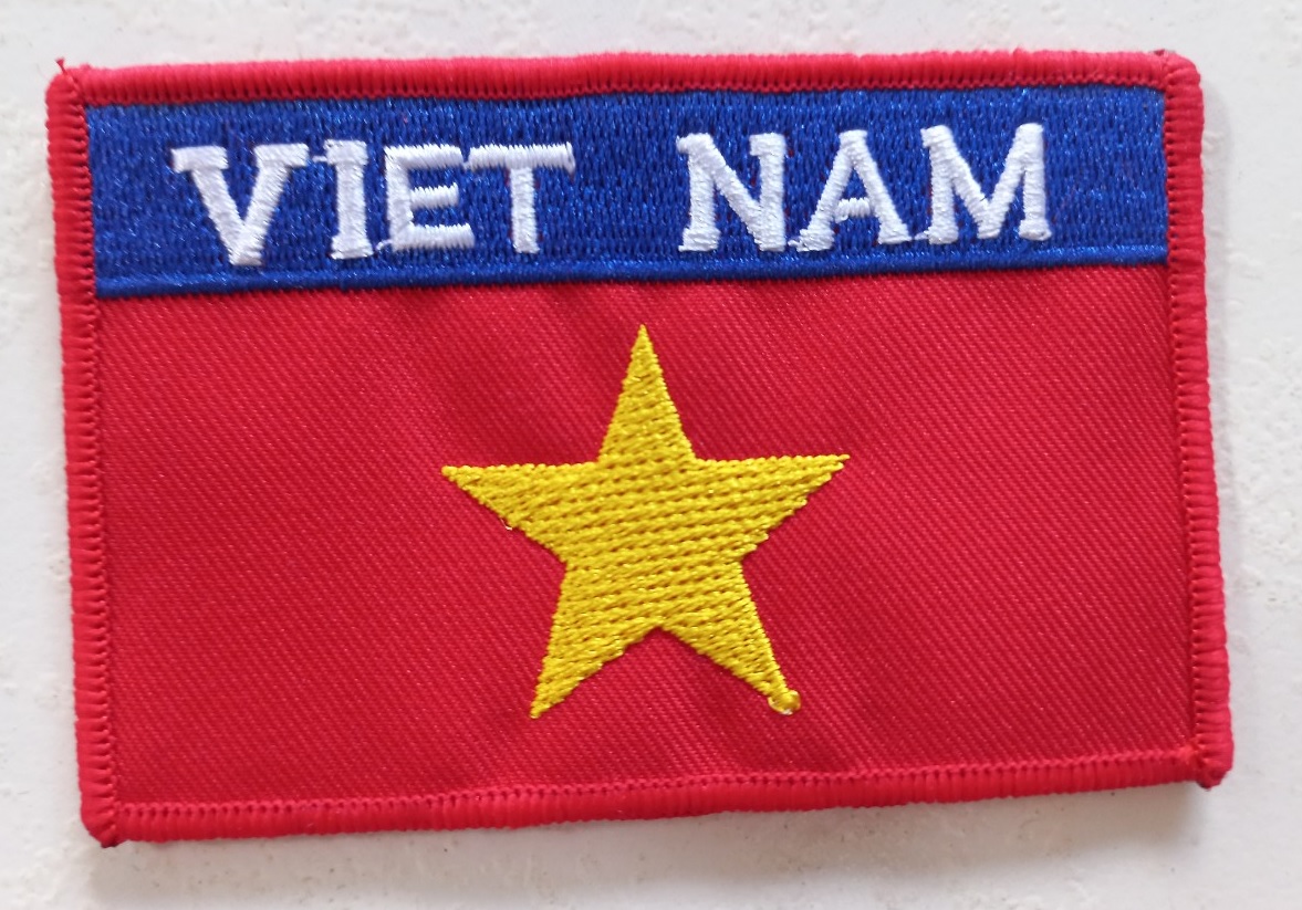 Set Cờ Việt Nam Thêu 9.5cm x 6cm