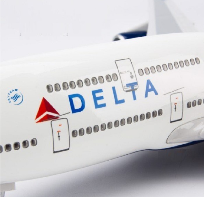 Mô hình máy bay Del_ta Boeing B747 Everfly 47cm