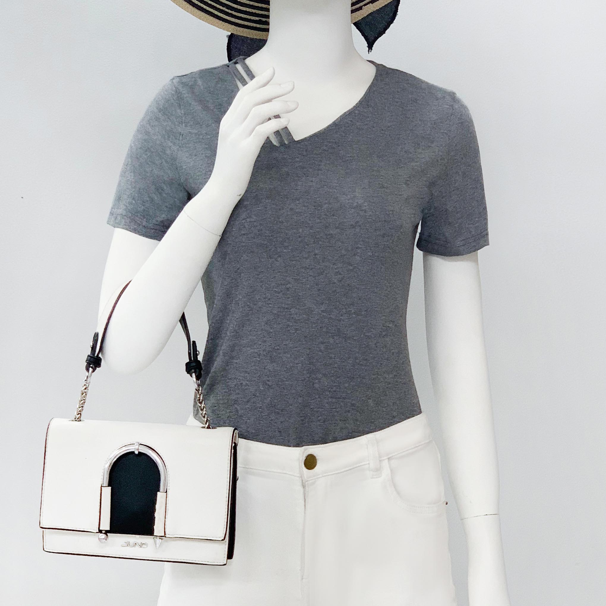 Áo Thun Nữ UK Fashion Thiết Kế Cổ Áo 2 Dây Cách Điệu, Chất Liệu Thun Cotton Mềm Mại, Năng Động Trẻ Trung NKAT2201004
