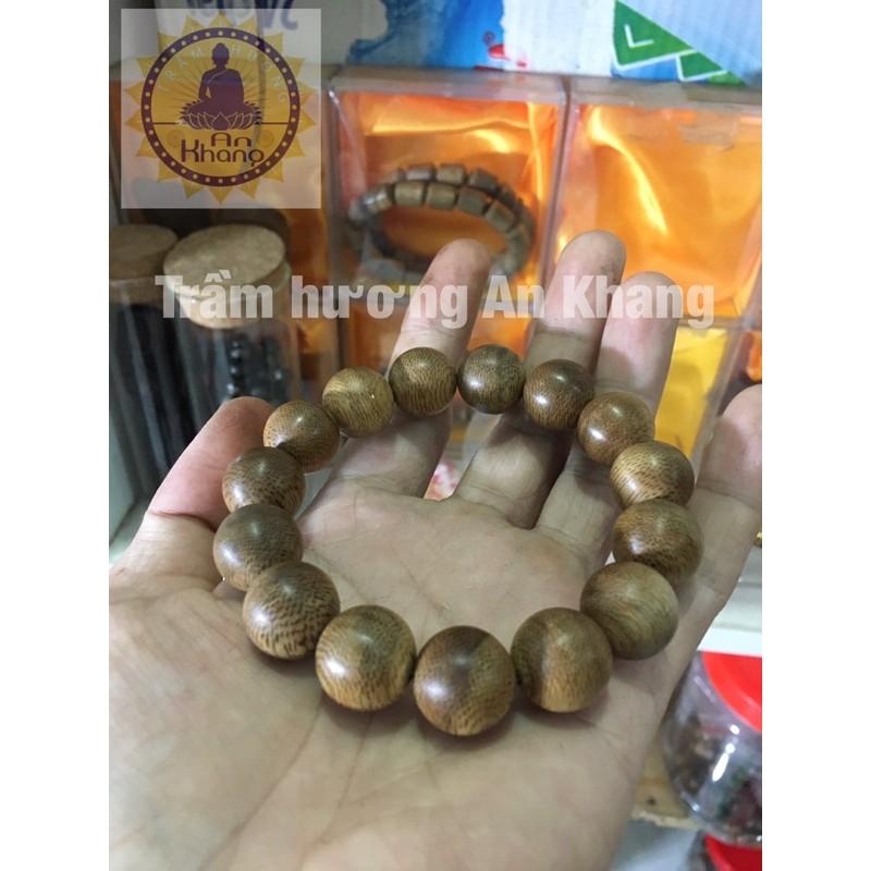 Vòng tay trầm huong tự nhiên