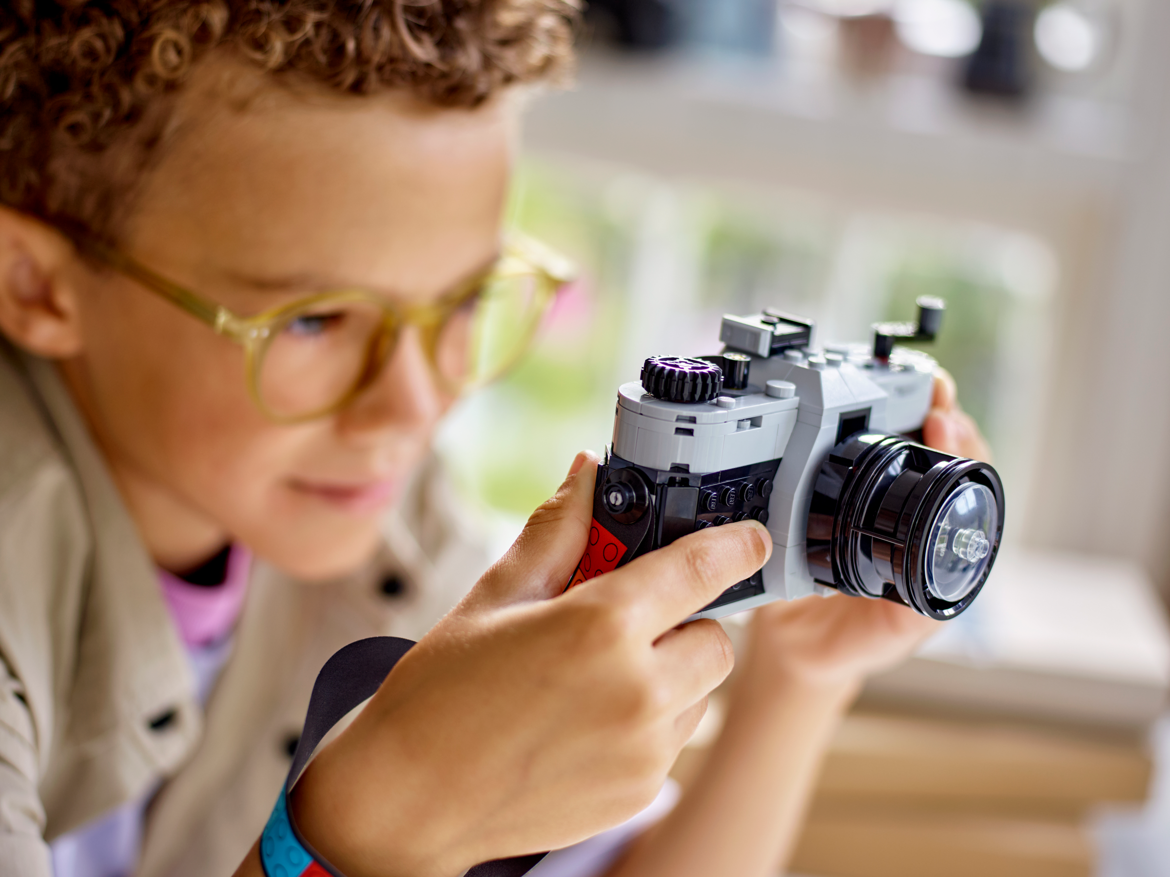 Đồ Chơi Lắp Ráp Máy Ảnh Retro 3 In 1 - Retro Camera - Lego Creator 31147 (261 Mảnh Ghép)