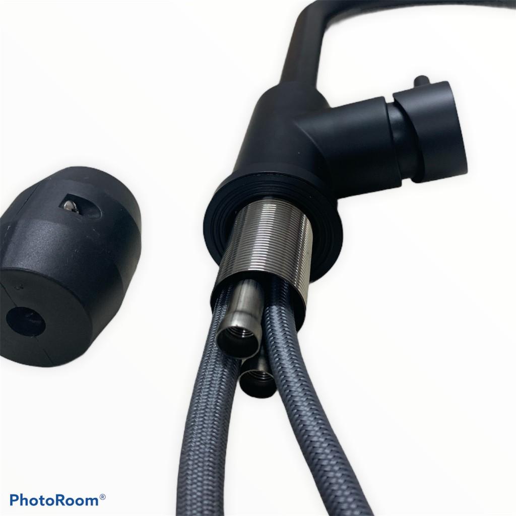 Vòi Rửa Chén Bát Nóng Lạnh Gắn Chậu Có Dây Rút Sơn Đen Tĩnh Điện Inox Sus 304