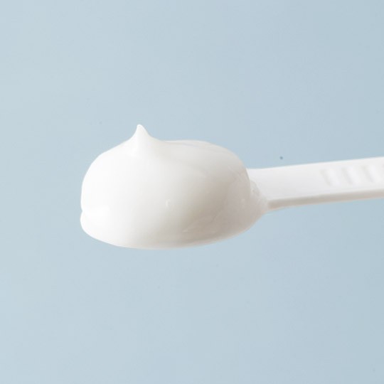 Kem dưỡng trắng da mặt Nhật Bản - Perfect One Whitening Gel 75g