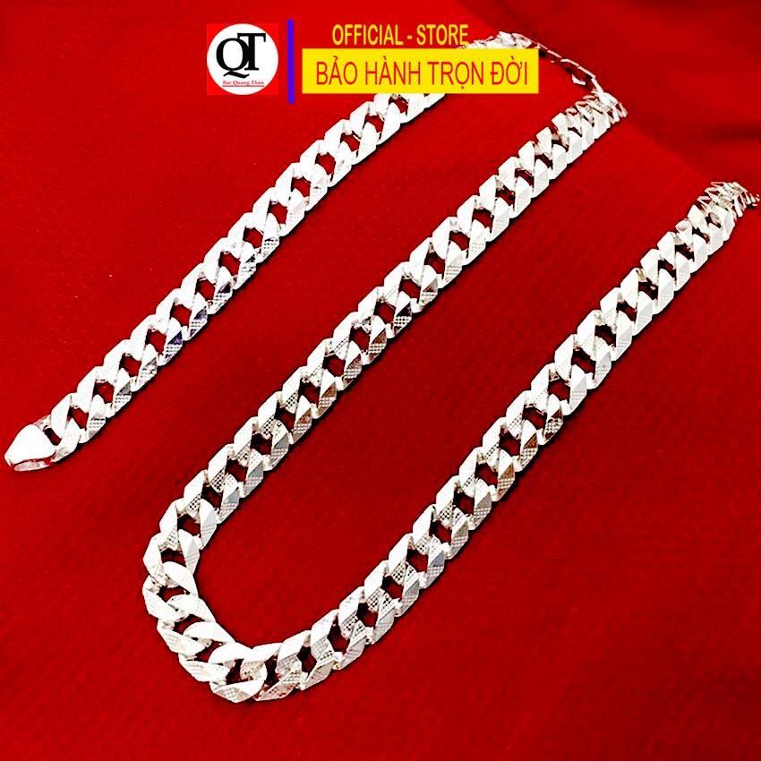 Dây chuyền bạc nam Bạc Quang Thản thiết kế kiểu dây dẹp bản độ dài 50cm, trọng lượng có nhiều lựa chọn chất liệu bạc ta.