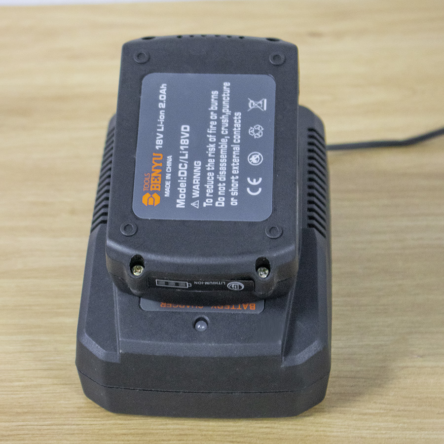 Sạc pin máy khoan, máy mài, 20v 2.0Ah 4.0Ah BENYU TOOLS