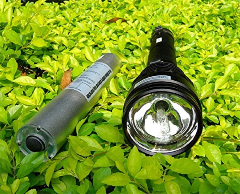 Đèn pin chiếu sáng tầm xa TERINO T9300 85W HID