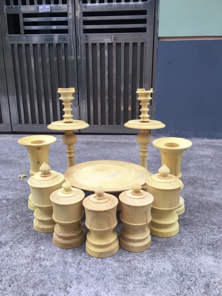 Bộ đồ thờ gỗ mít