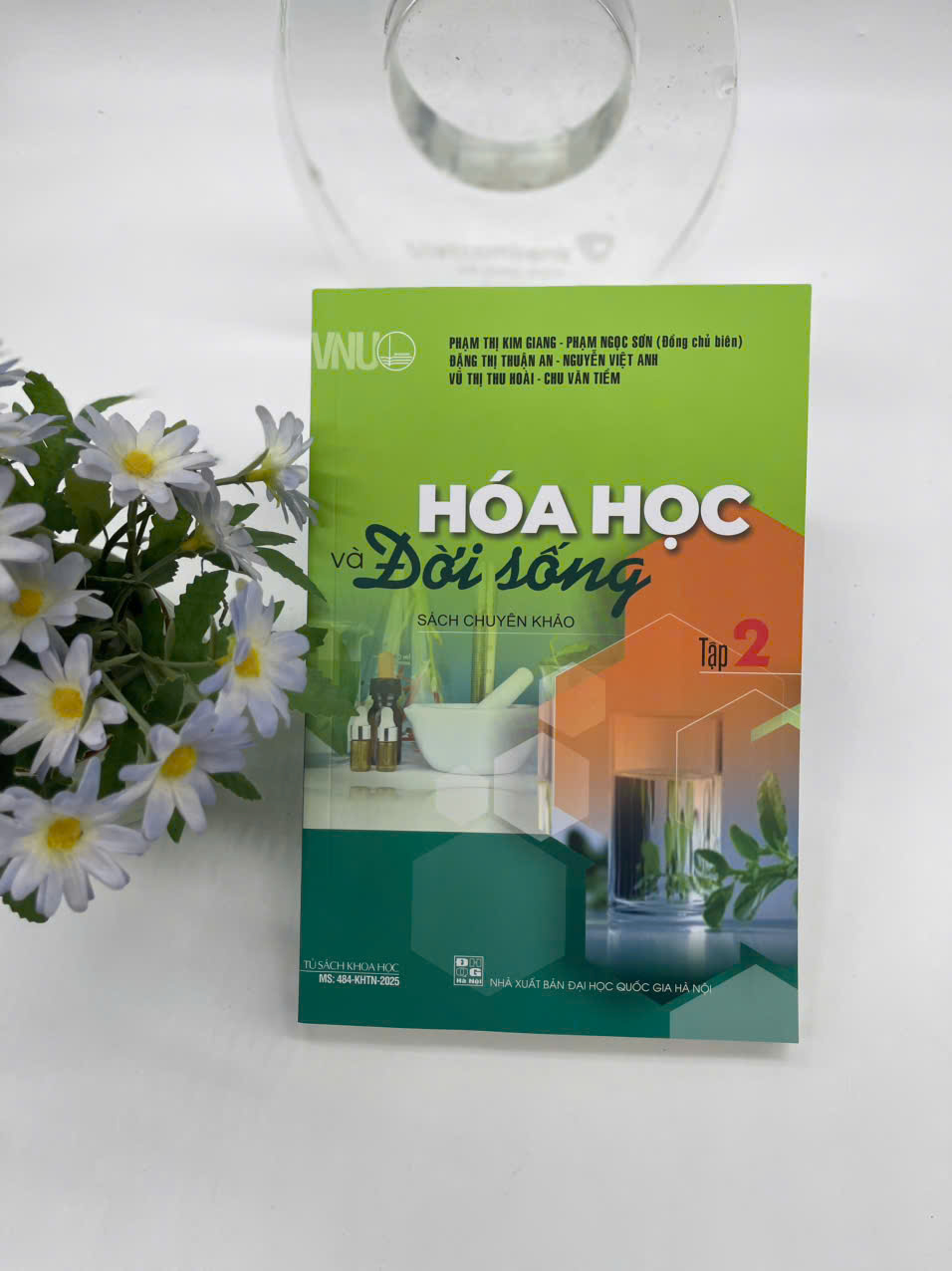 Sách - Hóa học và Đời sống Tập 2 (Sách chuyên khảo)