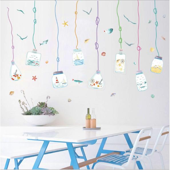 Decal trang trí tường - Rèm dây treo Chai Thủy Tinh Đại Dương