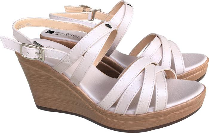 Giày sandal nữ Trường Hải đế xuồng cao 9.5cm màu kem đế PU nhẹ thời trang cao cấp nữ XDN193