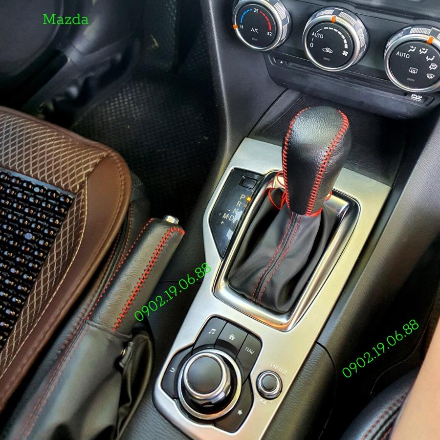 Bọc cần số da bò nhập khẩu cho xe Mazda 3 2016-2019