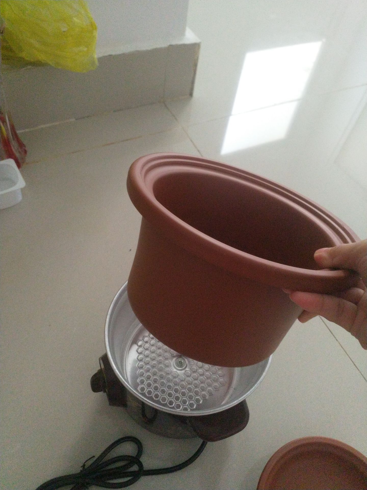 Nồi hầm gà, kho cá to dung tích 2,5 lít - Hàng chính hãng