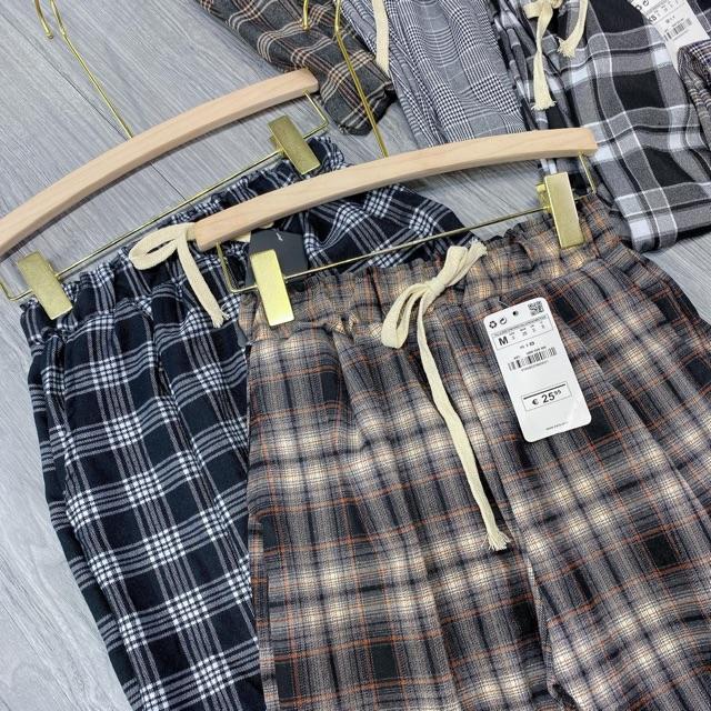 Quần baggy kẻ caro