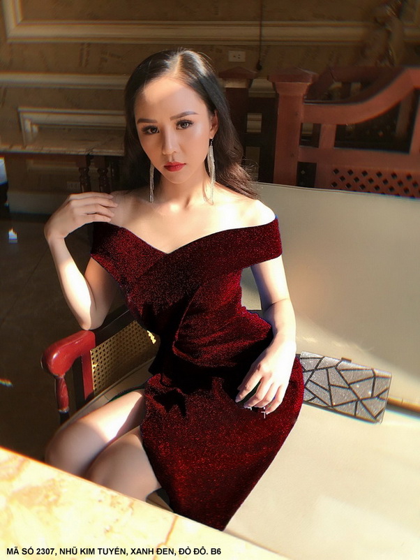 ĐẦM TRỄ VAI LAI CHÉO NHỌN