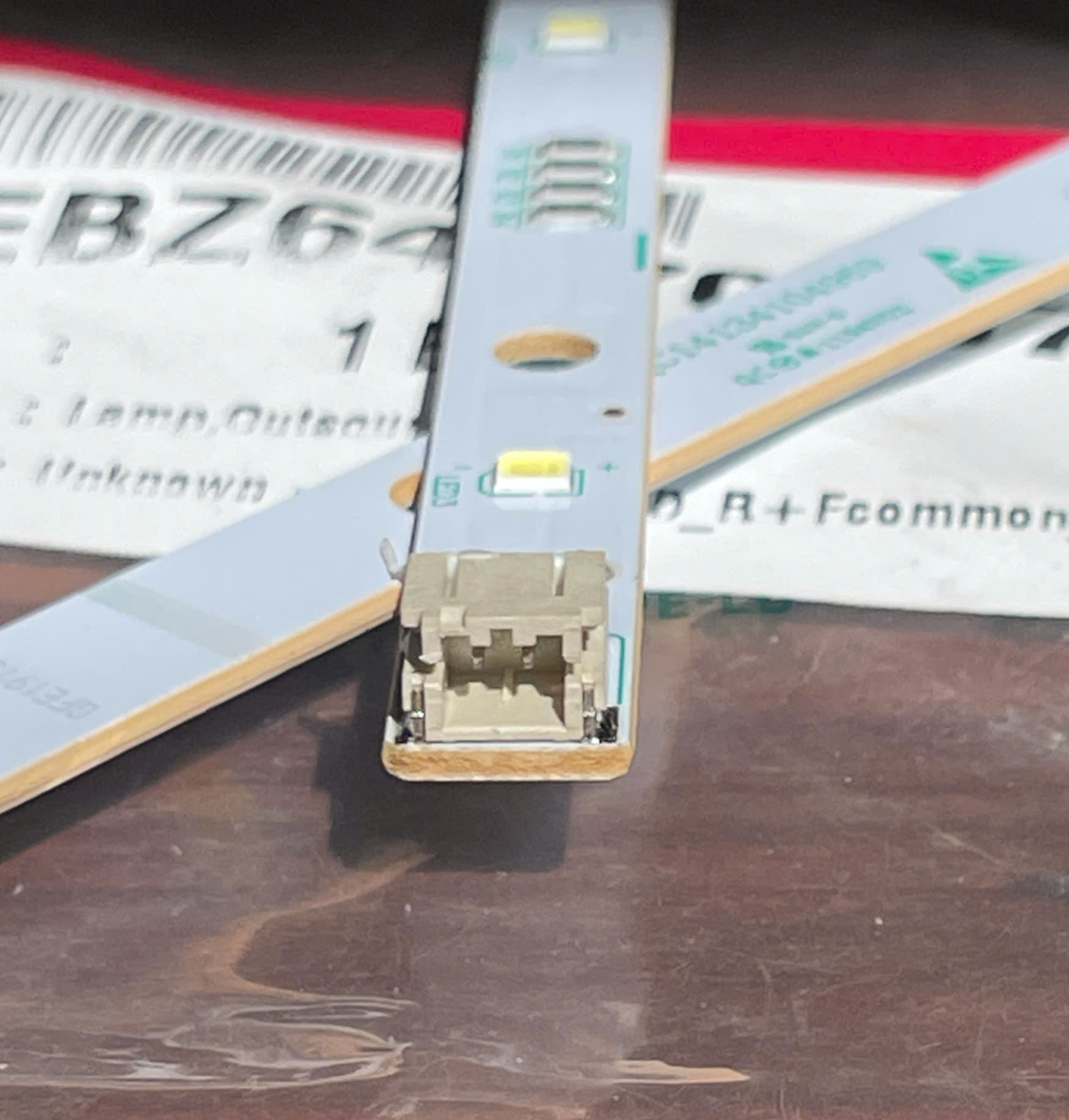 MẠCH ĐÈN LED TỦ LẠNH LG – HÀNG CHÍNH HÃNG