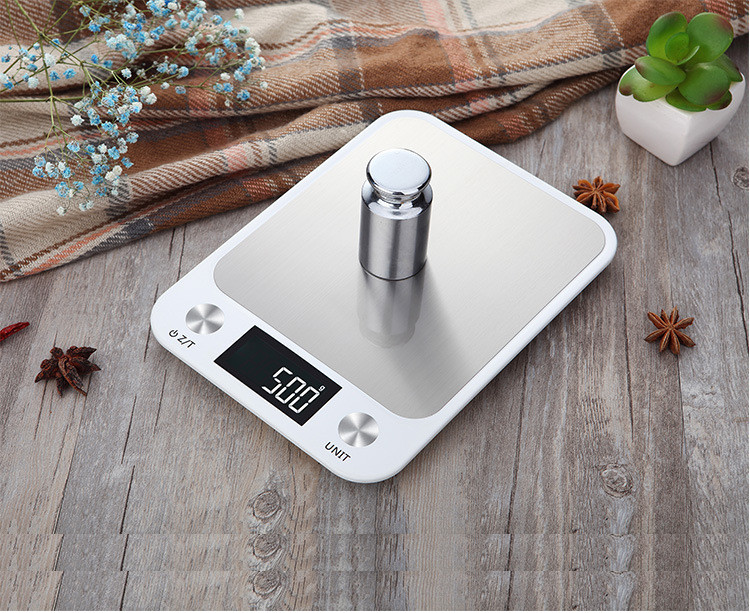 Cân nhà bếp tôi đa 10kg - Tặng 03 móc treo đồ nhà bếp màu ngẫu nhiên