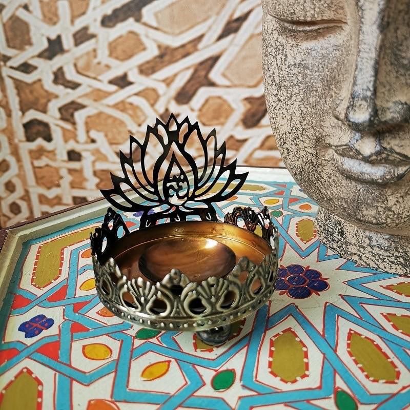 Giá kê thắp nến bàn thờ