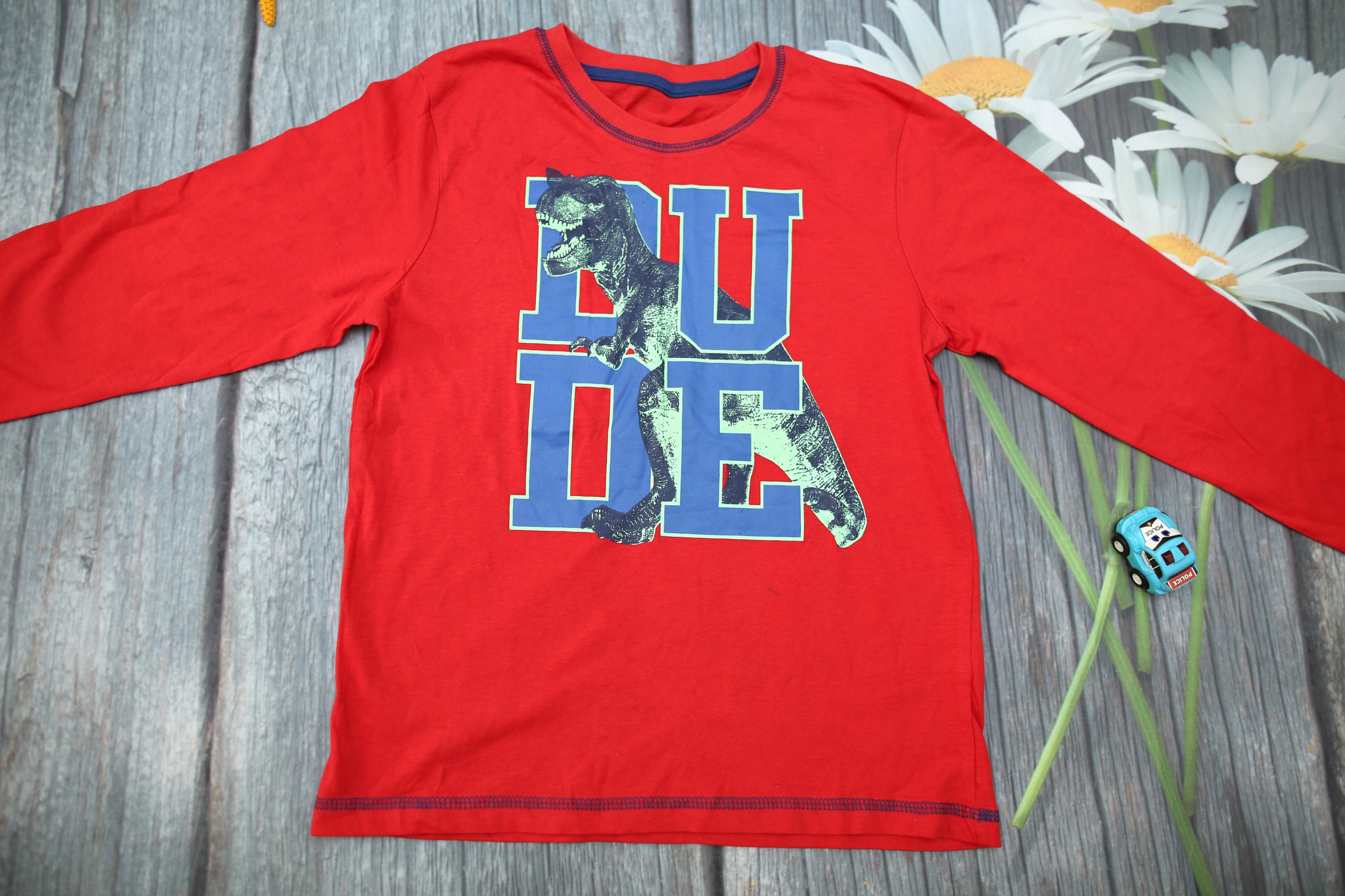 Áo thun bé trai họa tiết khủng long