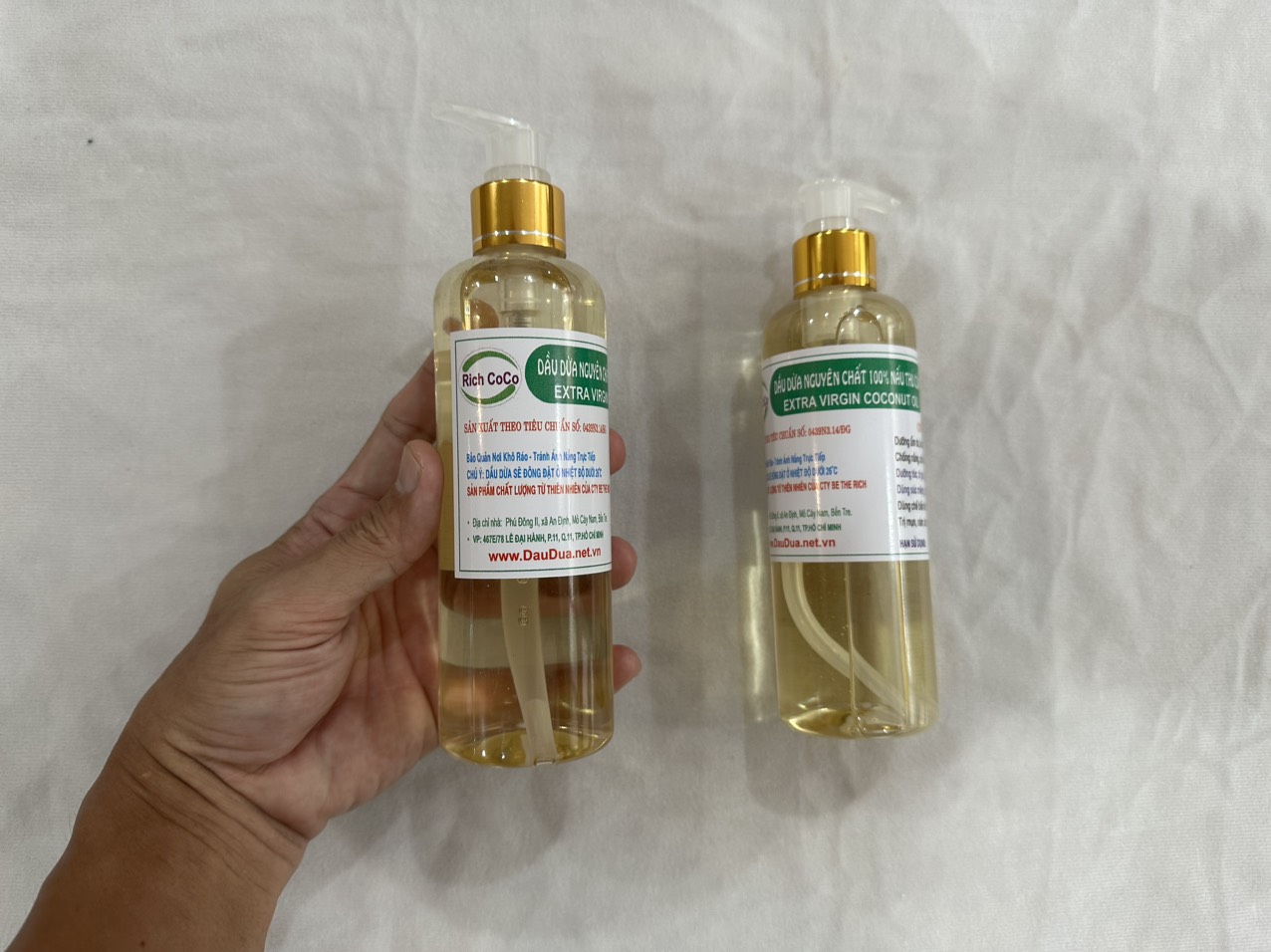 DẦU DỪA 100% NGUYÊN CHẤT BẾN TRE - NẤU THỦ CÔNG – RICH COCO - EXTRA VIRGIN COCONUT OIL - CHAI 300ml