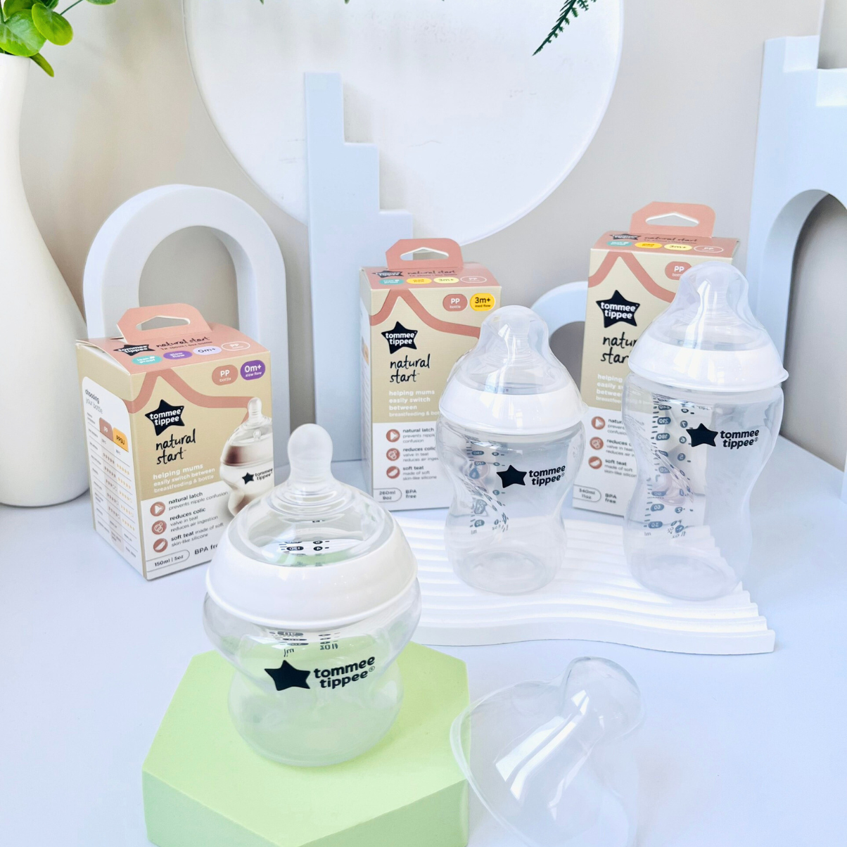 Bình Sữa Ty Siêu Mềm Tự Nhiên Tommee Tippee Natural Start 150ml, Núm Ty Của Bình 0-3 tháng