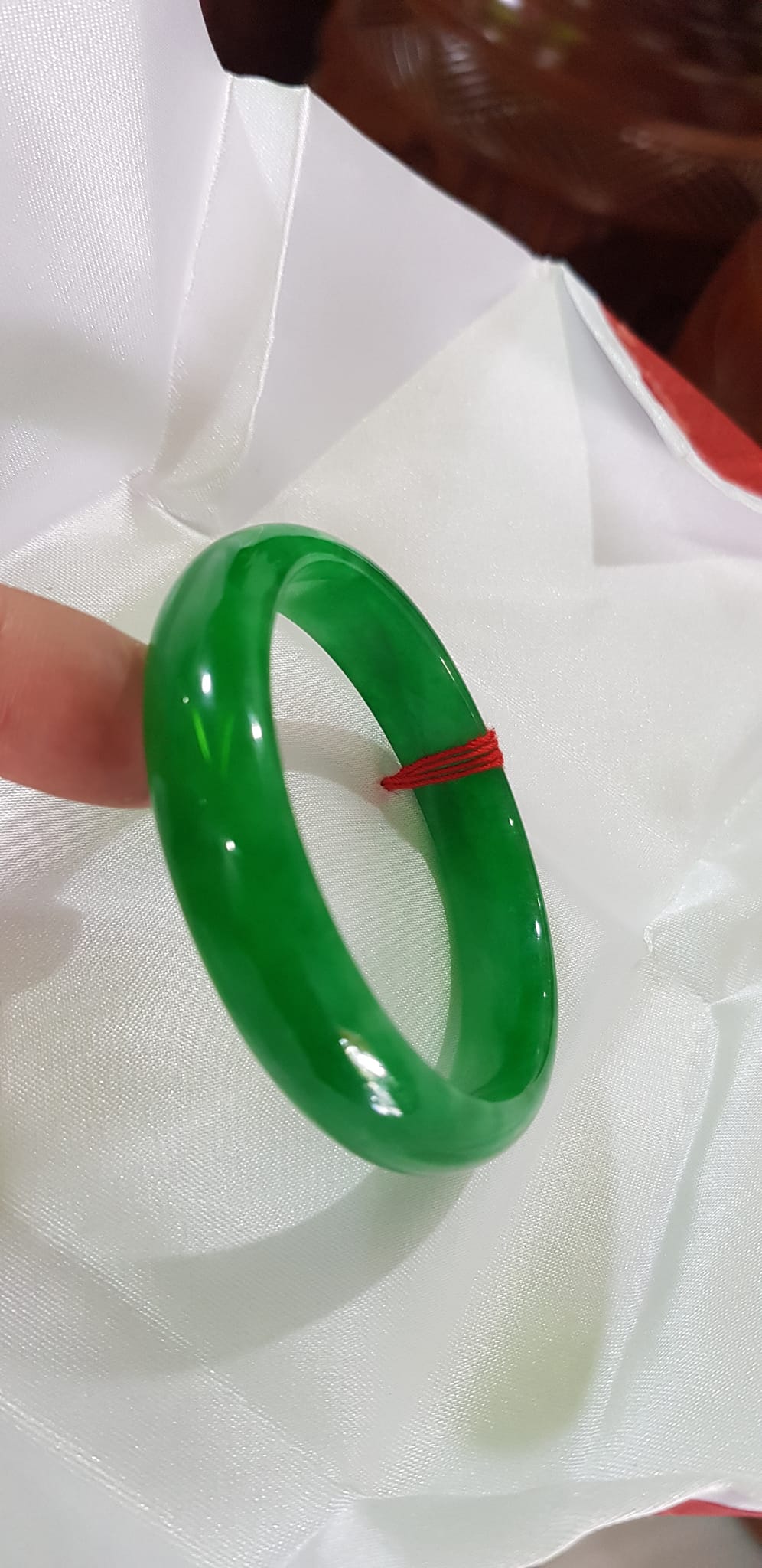 Vòng Đá cẩm thạch Bản HẸ LÝ 53mm Xanh Lý ĐậmTươi bóng đẹp Size 53mm x cao 12mm x dầy 6mmNữ 52kg - 56kg mệnh Mộc Hỏa Thủy Món Quà Ý nghĩa Anh Chị tặng chính bản thân mình, Mẹ, Vợ, người thân yêu ạ