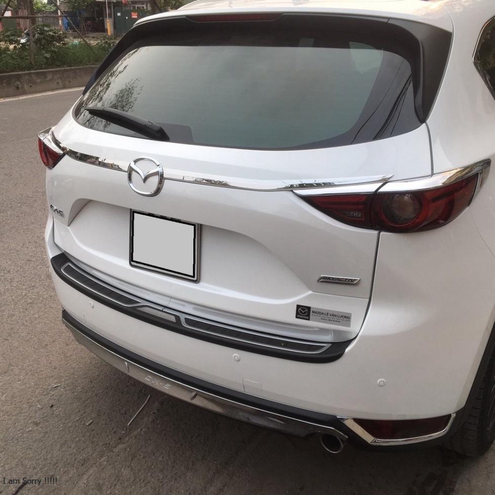Ốp Trang Trí mý mở cốp Mazda Cx5 2018, 2019, 2020, 2021