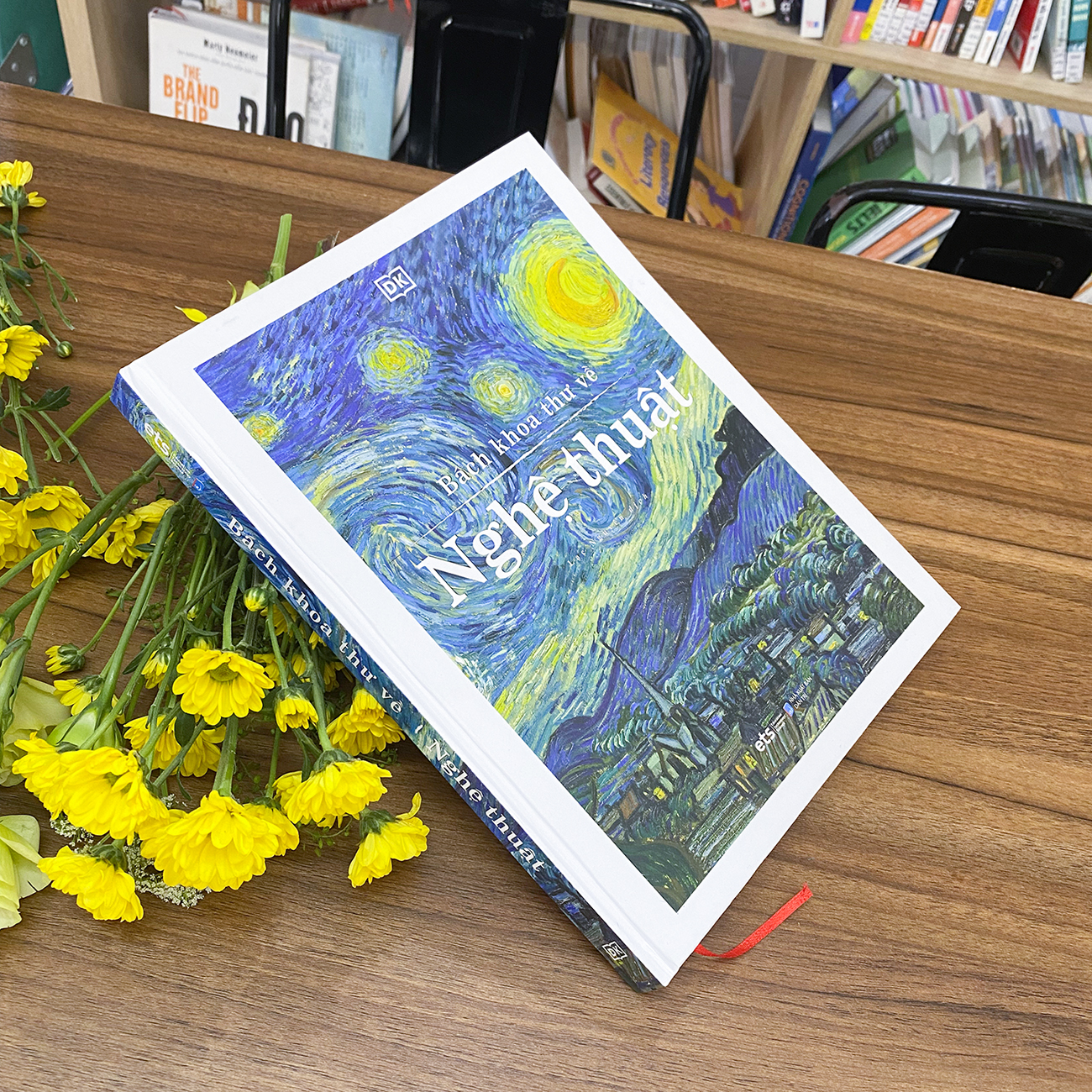 Trạm Đọc Official | Sách Bách Khoa Thư Về Nghệ Thuật