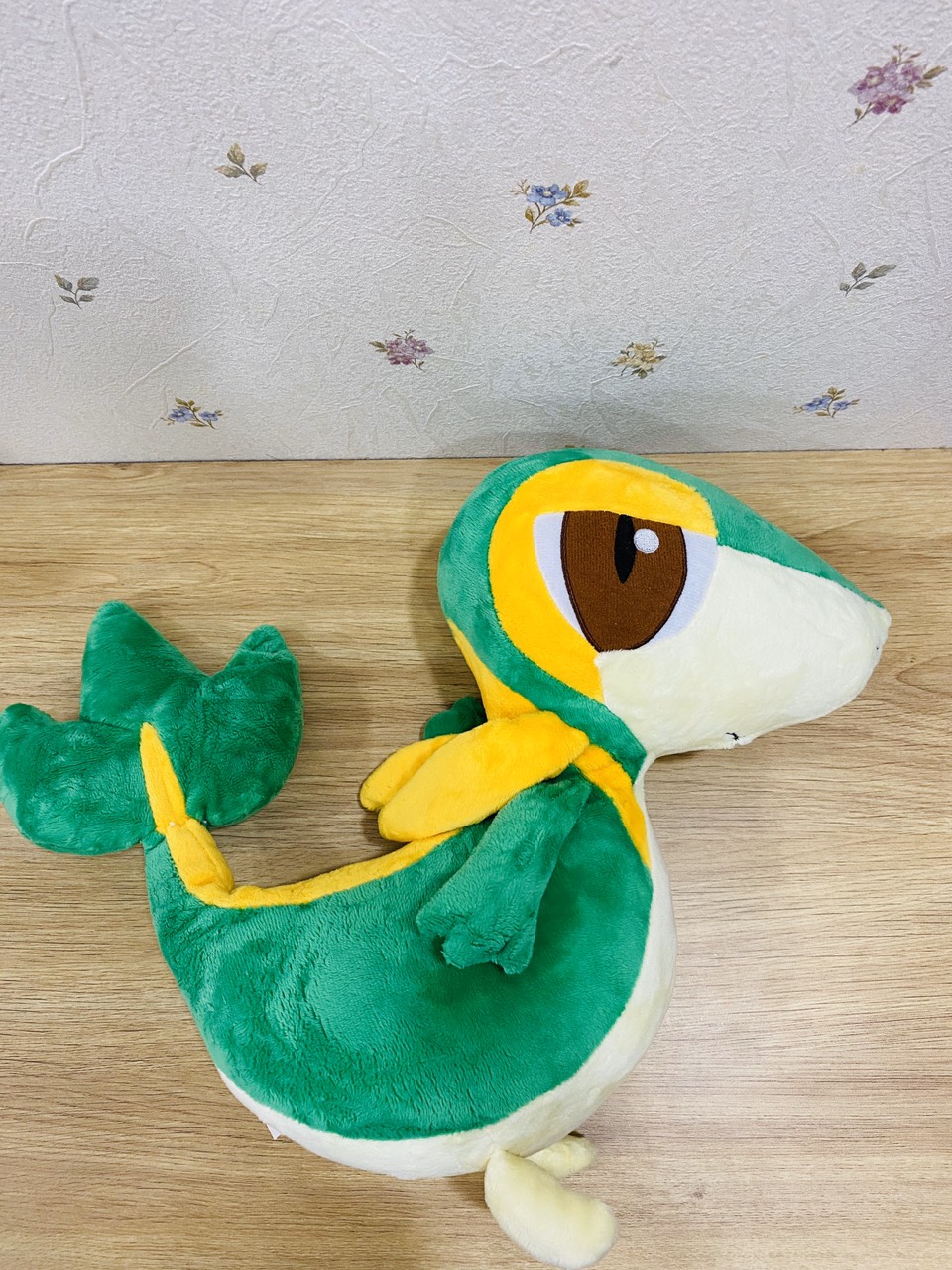 Gấu bông Pokemon Rắn Cỏ Snivy - Tặng kèm móc khóa Pokemon cao cấp