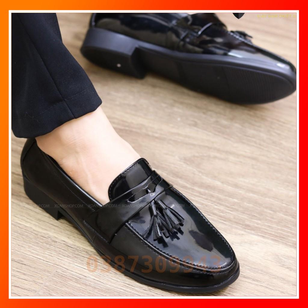 Giày Lười Nam Da Bóng Gắn Chuông Đế Cao Su Đúc 3cm Mã L160 Màu Đen Hàng Việt Nam
