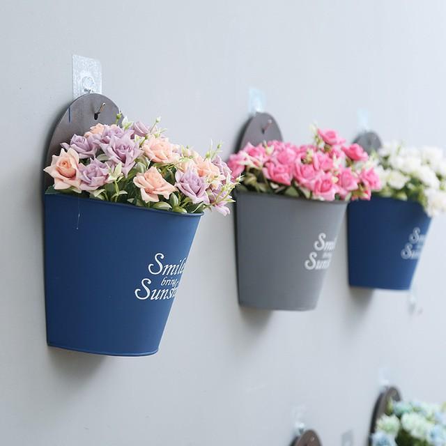 Giỏ hoa treo tường chậu smiles trang trí phòng khách, ban công, sân vườn