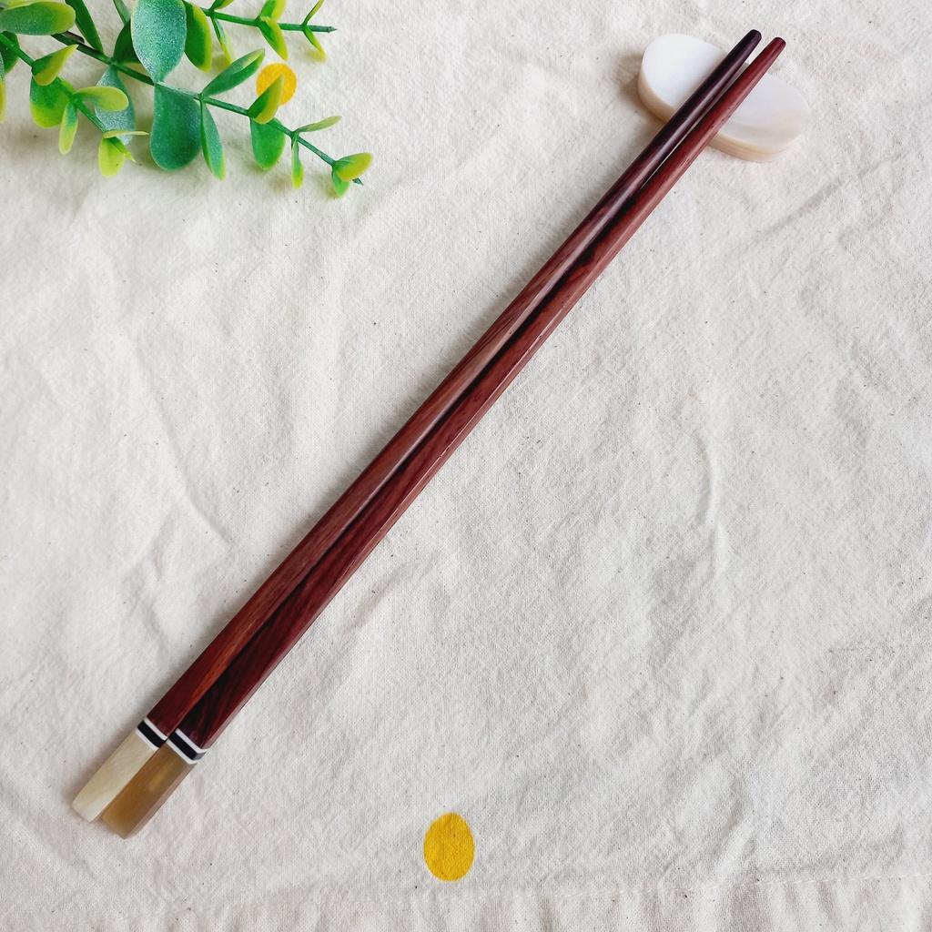 Đũa Gỗ Trắc Tự Nhiên 25cm Gắn Sừng Vàng