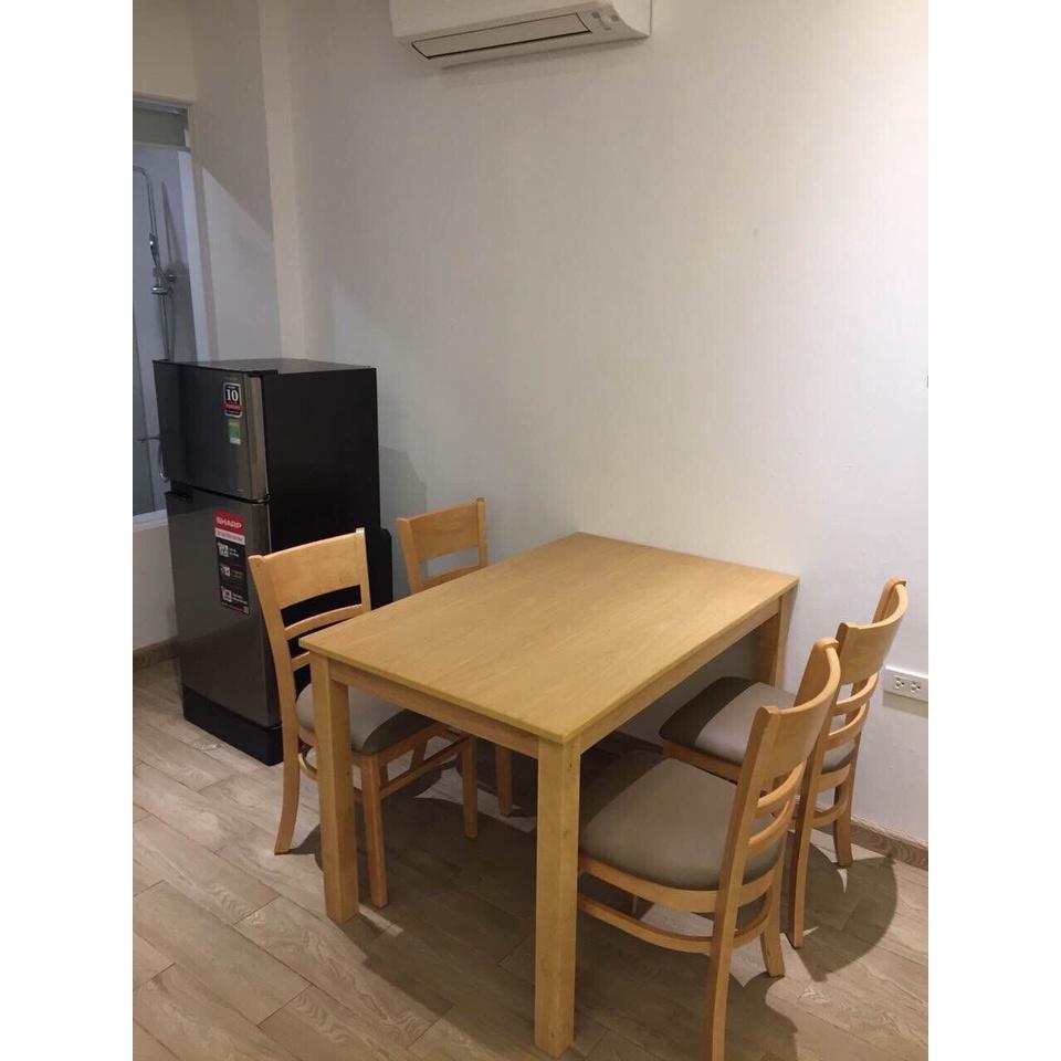 Bộ bàn ăn cabin tự nhiên 1m2 + 4 ghế cabin  Thương hiệu Nội Thất Bình Long