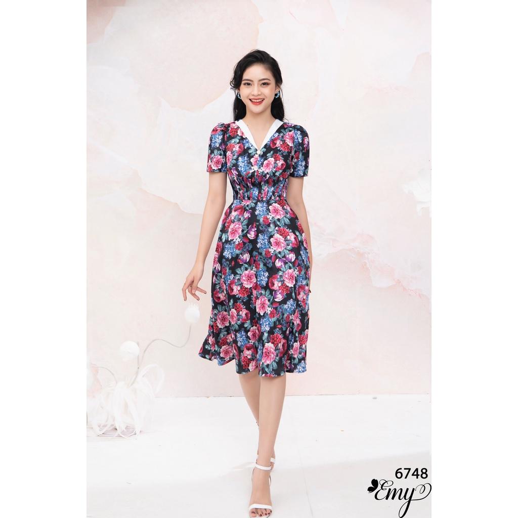 Đầm EMY EM6748 Xoè Cổ V Hoa