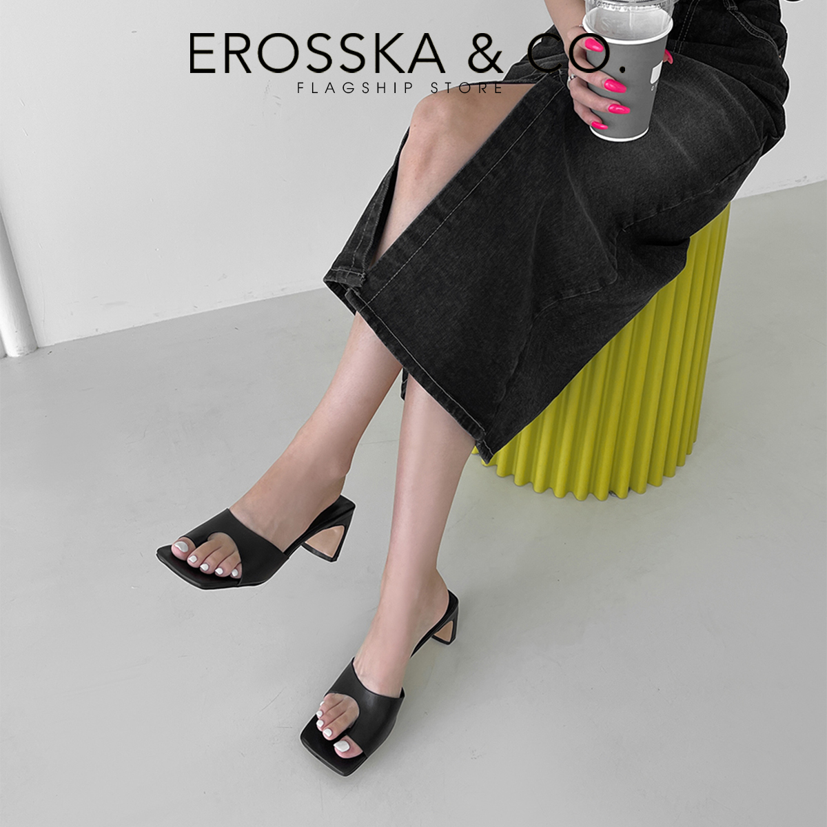 Dép cao gót Erosska thời trang mũi vuông kiểu dáng xỏ ngón đơn giản dễ phối đồ cao 7cm EB027