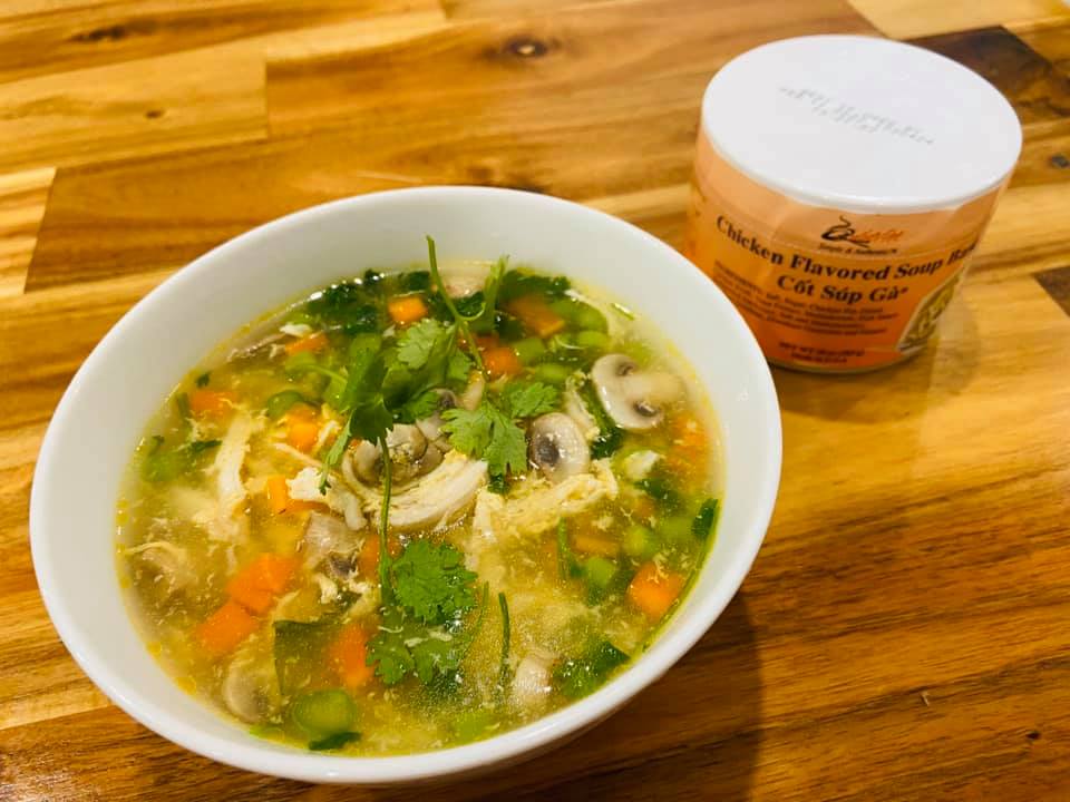 Gia vị Cốt súp gà Quốc Việt - Hộp 300g - VN10454