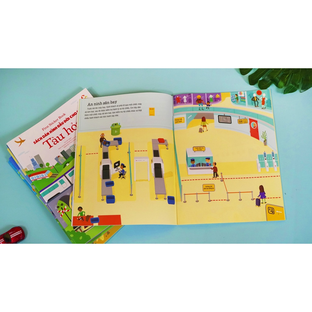 Sách - First Sticker Book - Sách dán hình đầu đời cho bé (Nhiều chủ đề) - Đinh Tị Books