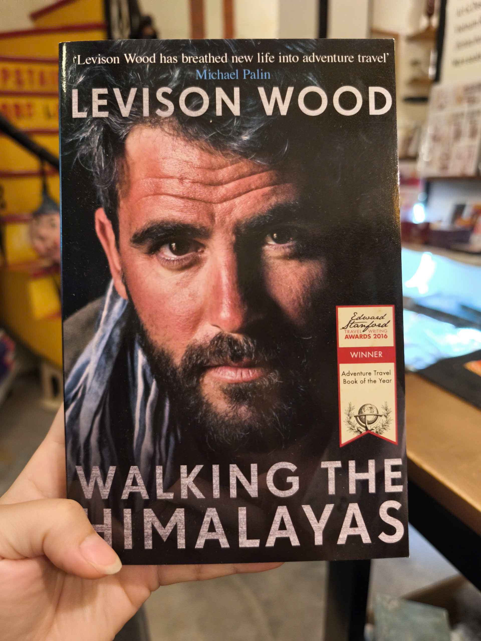 Sách - Walking the Himalayas by Levison Wood: An Adventure of Survival and Endurance