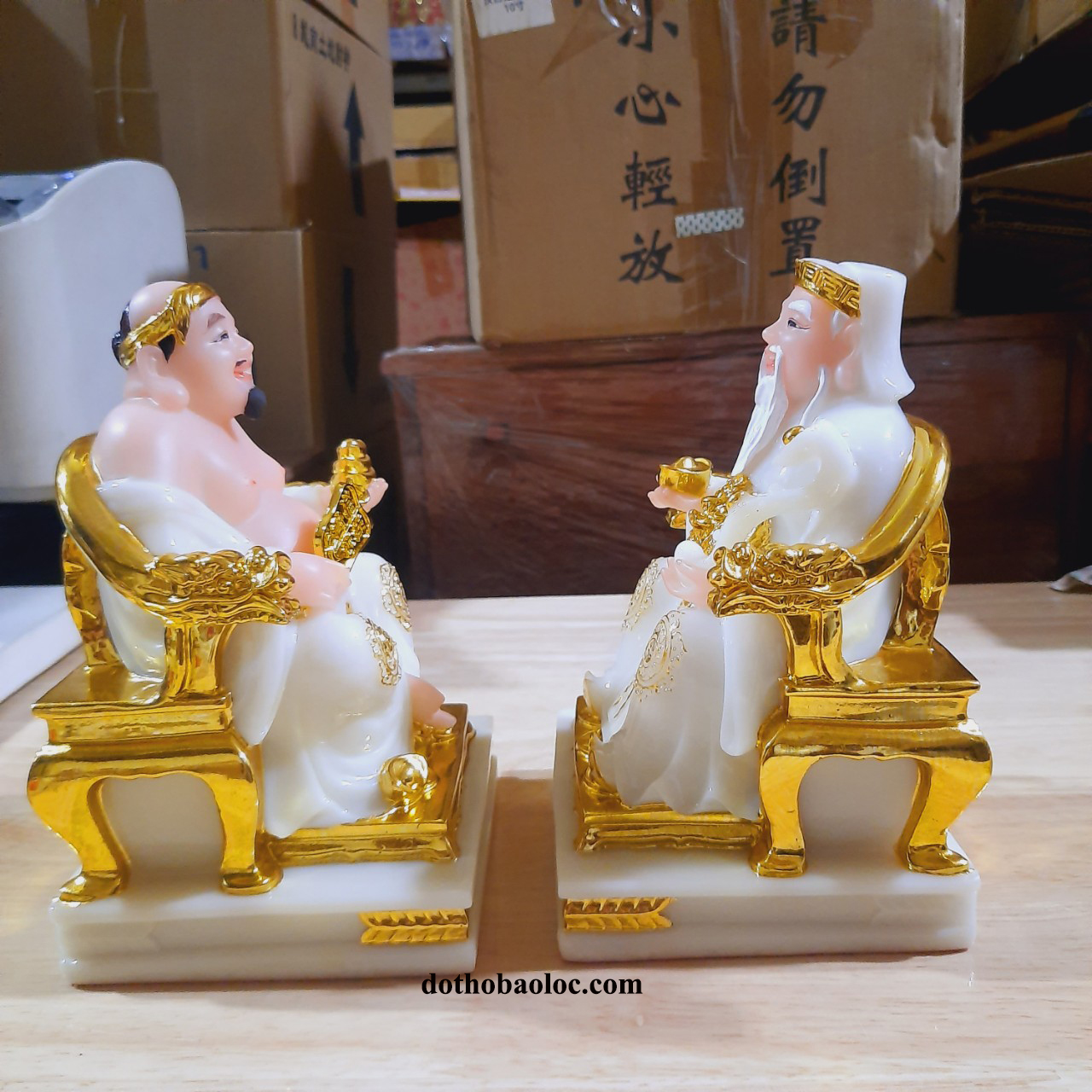 Cặp tượng thần tài ông địa đá ngồi ghế cao cấp Đài Loan cao 8 inch