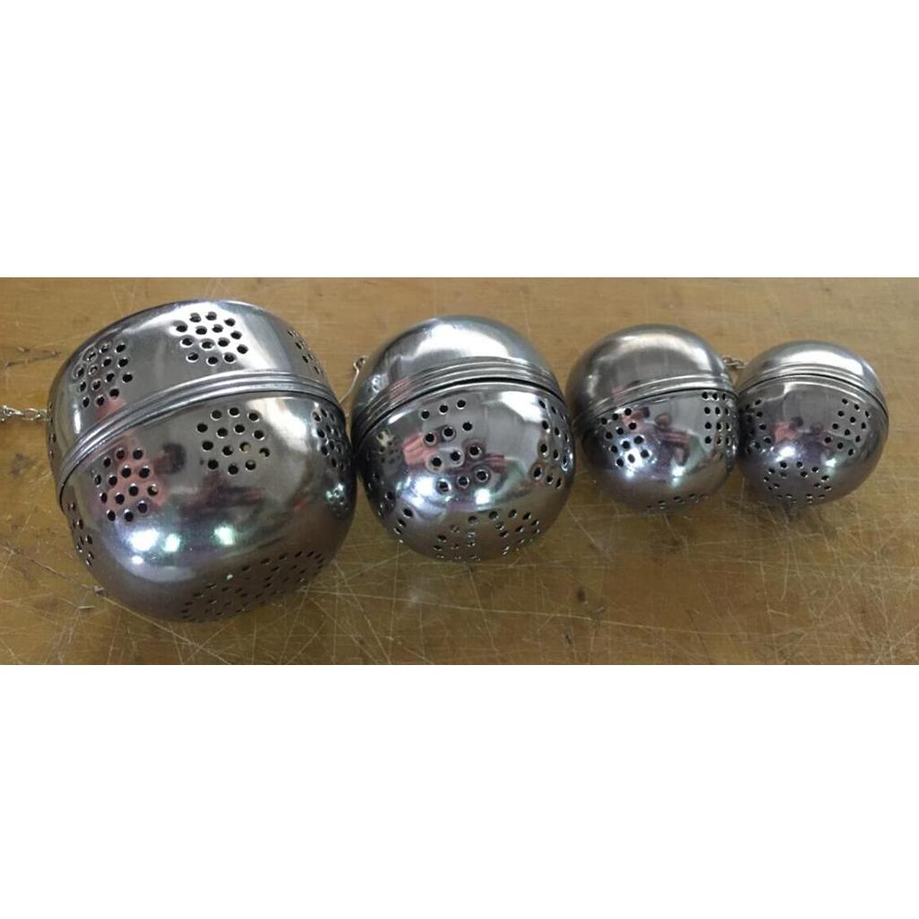 Set of 2 Premium Stainless Steel Tea & Spice Balls - Perfect Even Mesh Strainer for Loose Leaf Tea, Seasoning, Spices