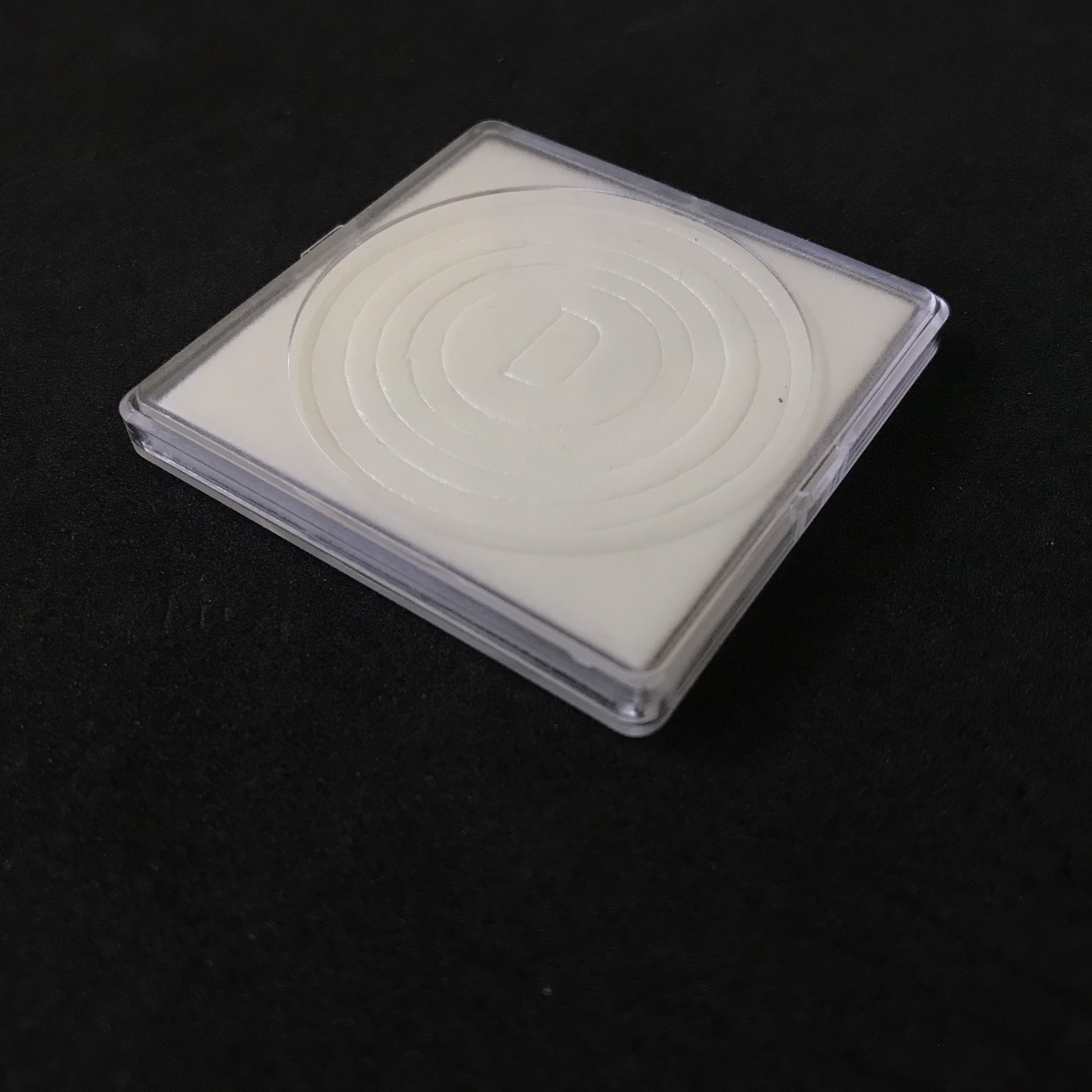 Hộp 20 Capsule vuông đựng xu màu trắng trong dùng để bảo quản xu sưu tầm - SP001180