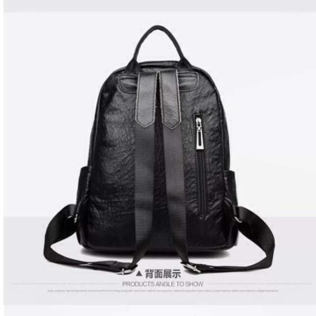 Balo kèm móc gấu