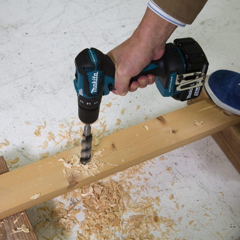 MÁY KHOAN BÚA VẶN VÍT DÙNG PIN MAKITA DHP483RTE- HÀNG CHÍNH HÃNG