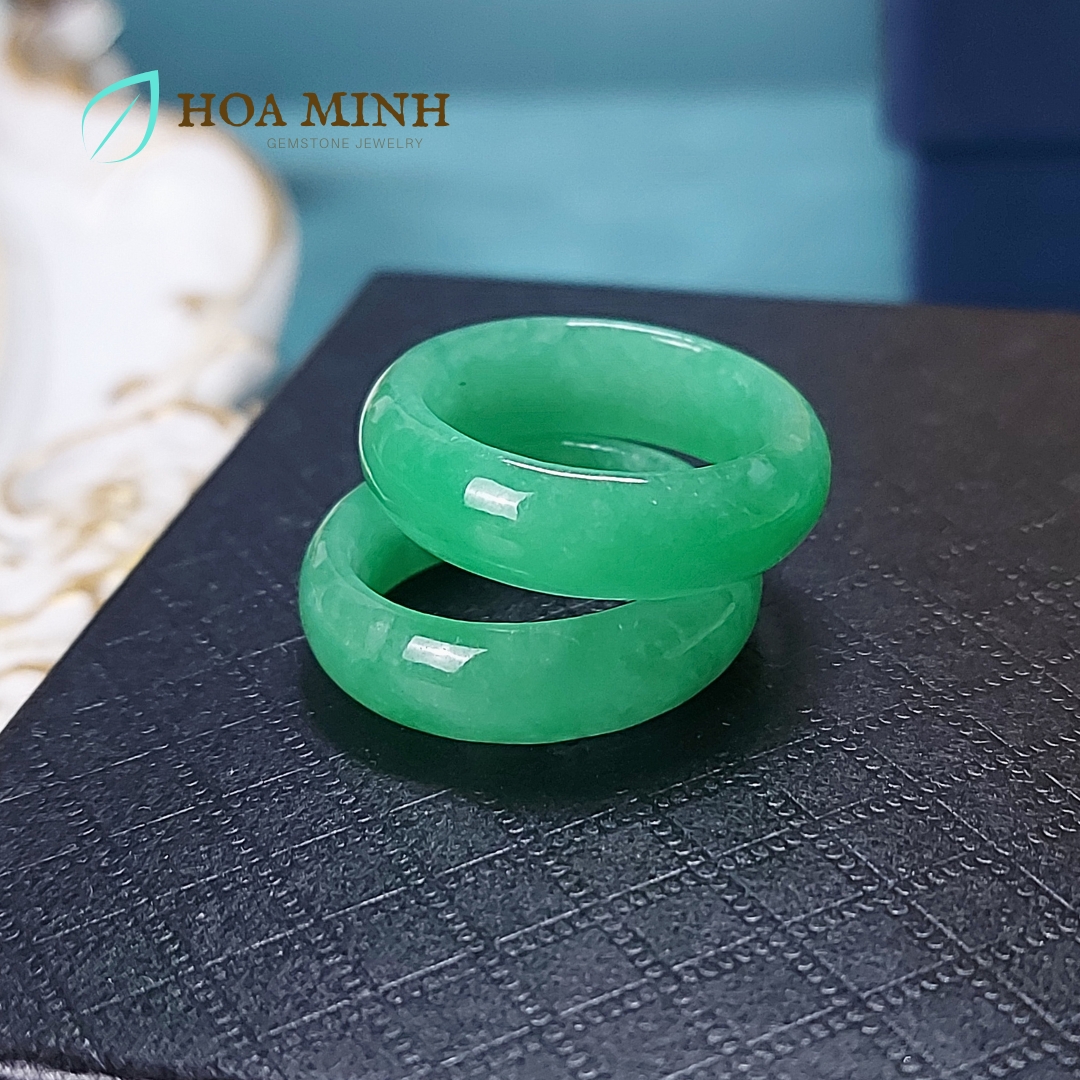 Nhẫn Cẩm Thạch xanh lá size 9 đường kính 19mm dày nhẫn 6.8 li không kén mệnh